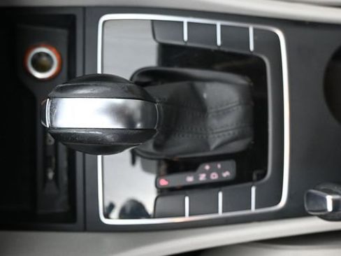 Used 2018 Volkswagen Passat 2.0T R-Line image 17