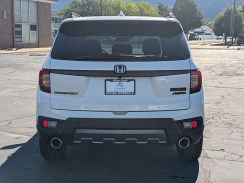 Used 2023 Honda Passport TrailSport image 7