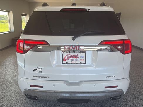 Used 2018 GMC Acadia Denali w/ Technology Package AWD/4WD image 3