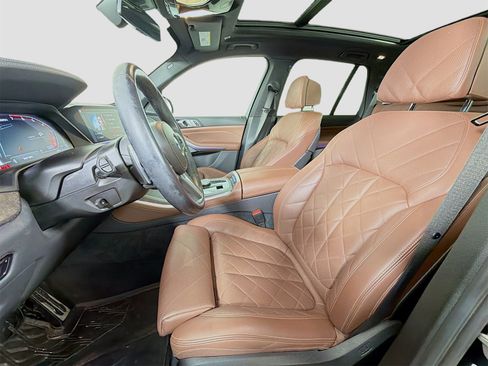 Used 2023 BMW X5 M50i w/ Climate Comfort Package image 12