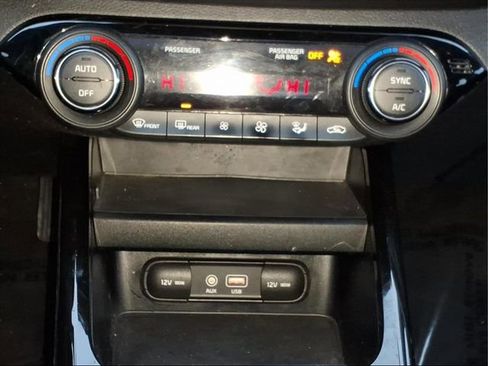 Used 2019 Kia Forte S w/ S Premium Package image 21