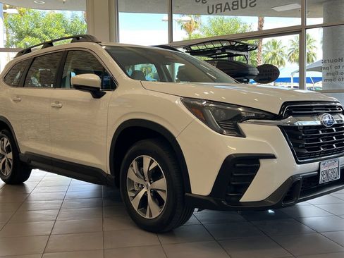 Certified 2024 Subaru Ascent Premium w/ Convenience Package AWD/4WD image 7