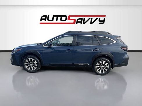 Used 2023 Subaru Outback Limited XT AWD/4WD image 4