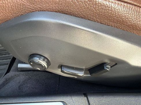 Used 2019 Volvo S90 T6 Momentum w/ Advanced Package image 20