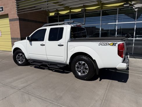 Used 2019 Nissan Frontier PRO-4X w/ Pro-4x Luxury Package AWD/4WD image 5