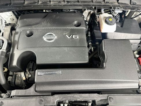 Used 2024 Nissan Murano SV w/ SV Midnight Edition Package FWD image 13