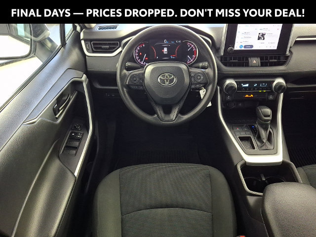 Used 2025 Toyota RAV4 LE FWD image 13
