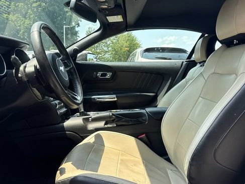 Used 2017 Ford Mustang Premium RWD image 12