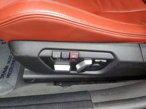 Used 2018 BMW M3 RWD image 22