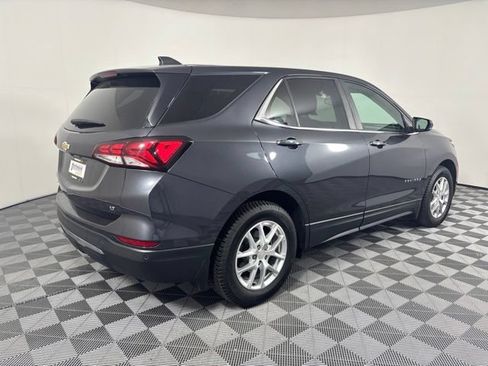 Used 2022 Chevrolet Equinox LT FWD image 39