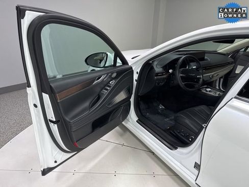 Used 2024 Genesis G80 image 7
