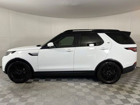 Used 2020 Land Rover Discovery HSE image 3