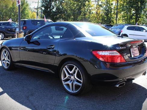 Used 2015 Mercedes-Benz SLK 250 w/ Premium Package image 3