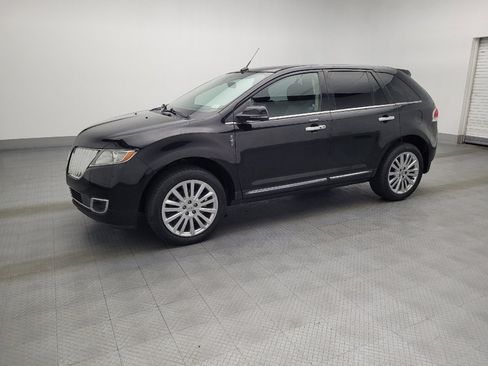 Used 2014 Lincoln MKX AWD w/ Equipment Group 102A image 2