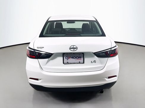 Used 2016 Scion iA FWD image 6