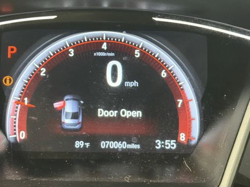 Used 2020 Honda Civic Sport image 18
