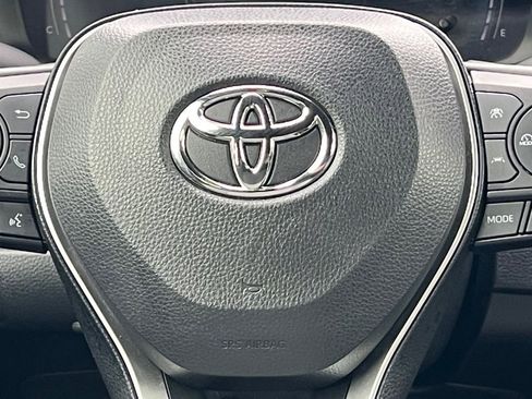 Used 2023 Toyota Corolla XSE FWD image 5