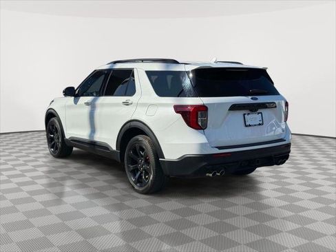 Used 2022 Ford Explorer ST w/ Equipment Group 401A image 5