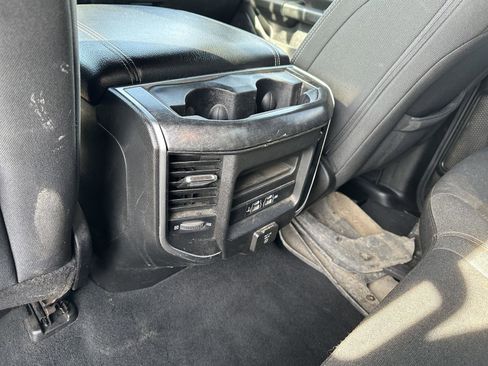 Used 2019 RAM 1500 Big Horn AWD/4WD image 14