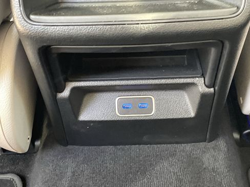Certified 2024 Mercedes-Benz GLE 450 4MATIC image 41