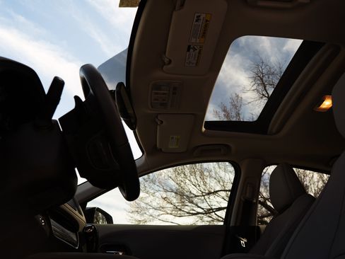 Certified 2021 Honda HR-V EX-L image 35