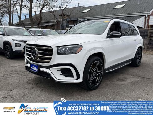 Used 2024 Mercedes-Benz GLS 450 4MATIC image 1