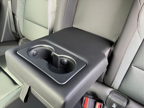 New 2026 GMC Terrain AT4 image 33