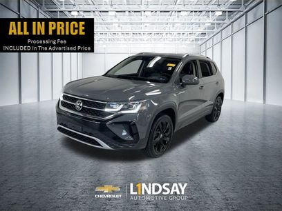 Used 2022 Volkswagen Taos SEL w/ Panoramic Sunroof Package