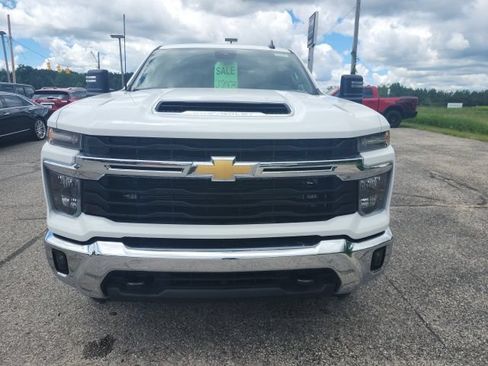 Used 2025 Chevrolet Silverado 2500 LT w/ Convenience Package AWD/4WD image 10