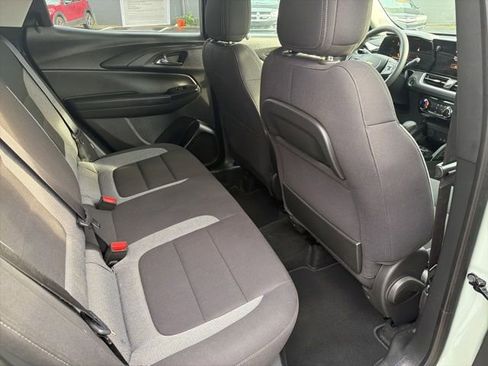 Used 2026 Chevrolet TrailBlazer LT AWD/4WD image 29