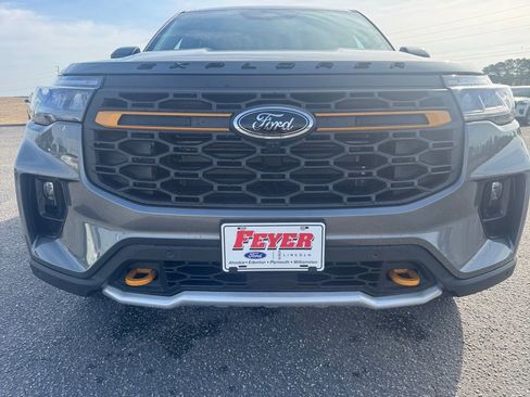 New 2026 Ford Explorer Tremor image 16