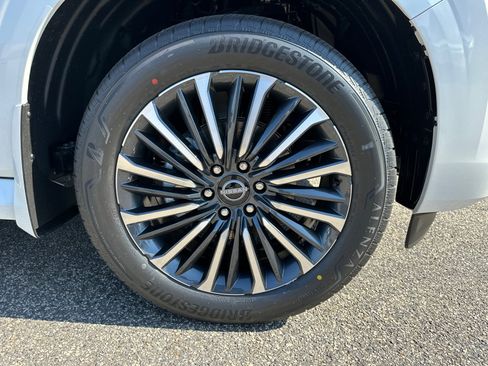 New 2026 Nissan Armada Platinum Reserve image 12