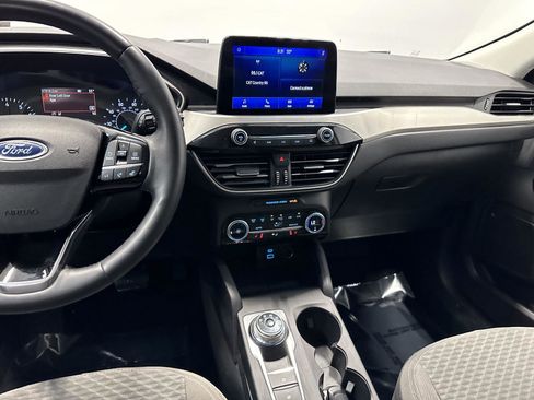 Used 2021 Ford Escape SE w/ Cold Weather Package image 21