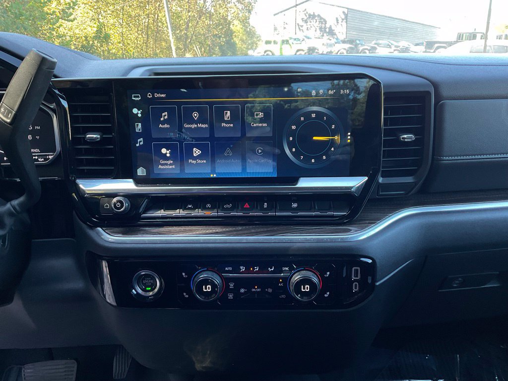Used 2024 Chevrolet Silverado 1500 LT AWD/4WD image 16