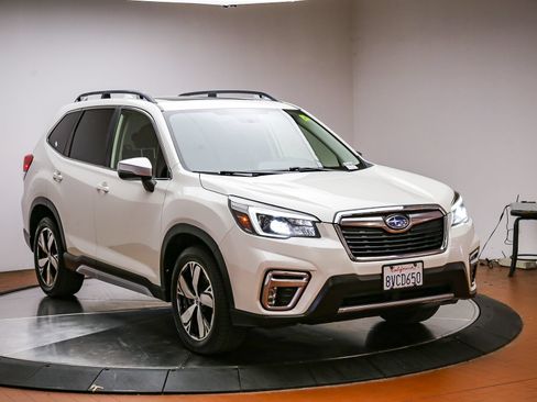 Used 2021 Subaru Forester Touring w/ Popular Package #2 AWD/4WD image 3