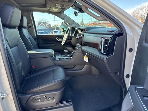 New 2026 GMC Sierra 1500 Denali w/ Denali Reserve Package AWD/4WD image 11