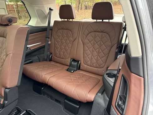 New 2026 BMW X7 xDrive40i image 23