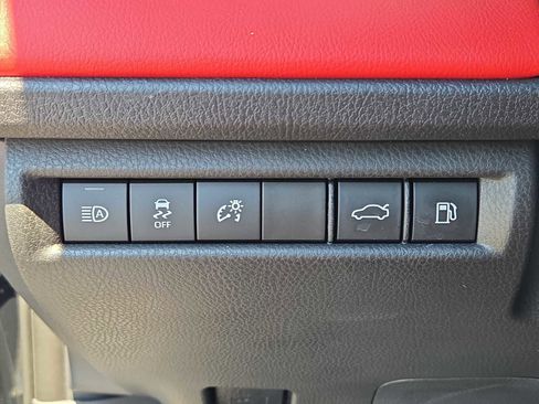 Used 2025 Toyota Camry XSE FWD image 20