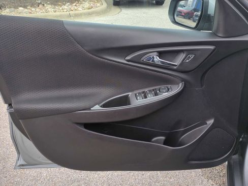 Used 2024 Chevrolet Malibu LT image 23