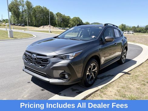 Used 2024 Subaru Crosstrek 2.0i Premium AWD/4WD image 3