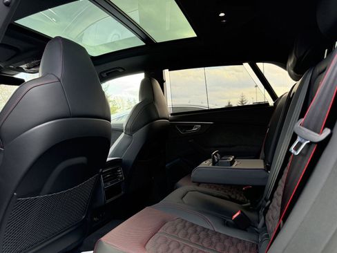 New 2026 Audi RS Q8 performance image 23