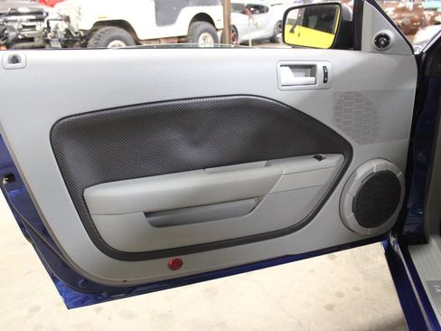 Used 2007 Ford Mustang GT Premium image 26