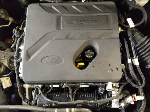 Used 2020 Ford Escape SE FWD image 30
