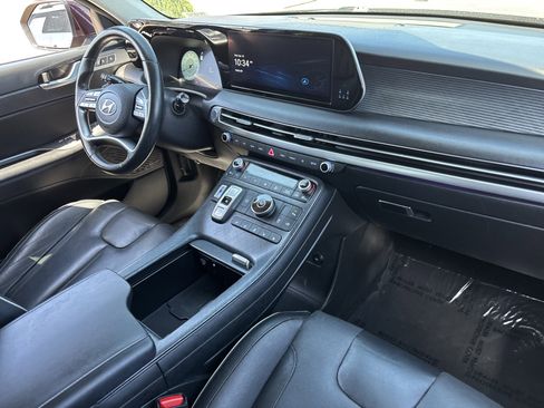 Used 2024 Hyundai Palisade Limited FWD image 11