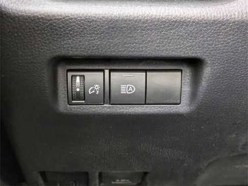 Used 2019 Toyota RAV4 XLE image 26