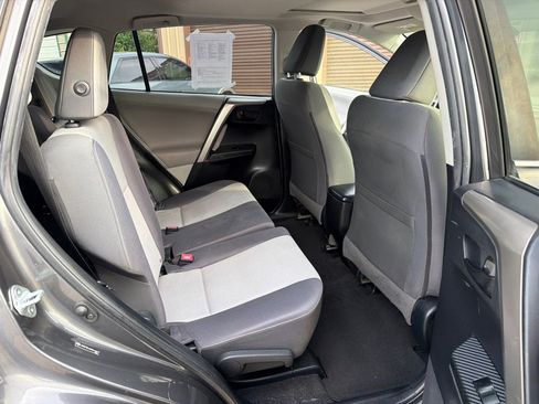 Used 2013 Toyota RAV4 XLE image 24