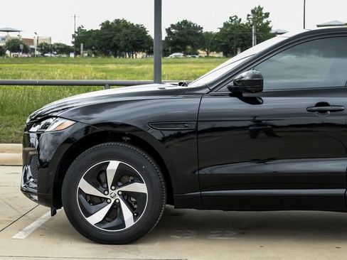 Used 2026 Jaguar F-PACE R-Dynamic S AWD/4WD image 14