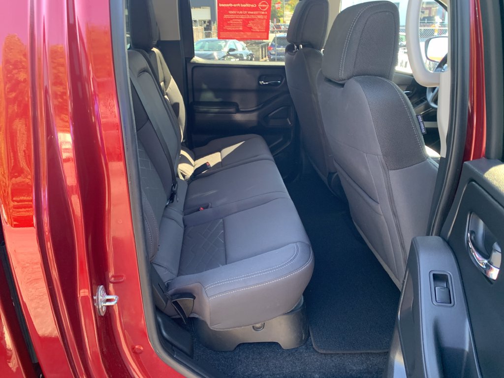 Certified 2025 Nissan Frontier SV AWD/4WD image 30