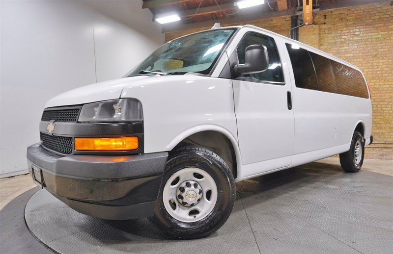Used 2020 Chevrolet Express 3500 LS RWD image 1