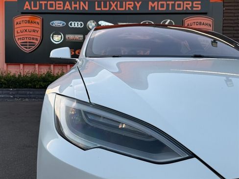 Used 2018 Tesla Model S 75D AWD/4WD image 22